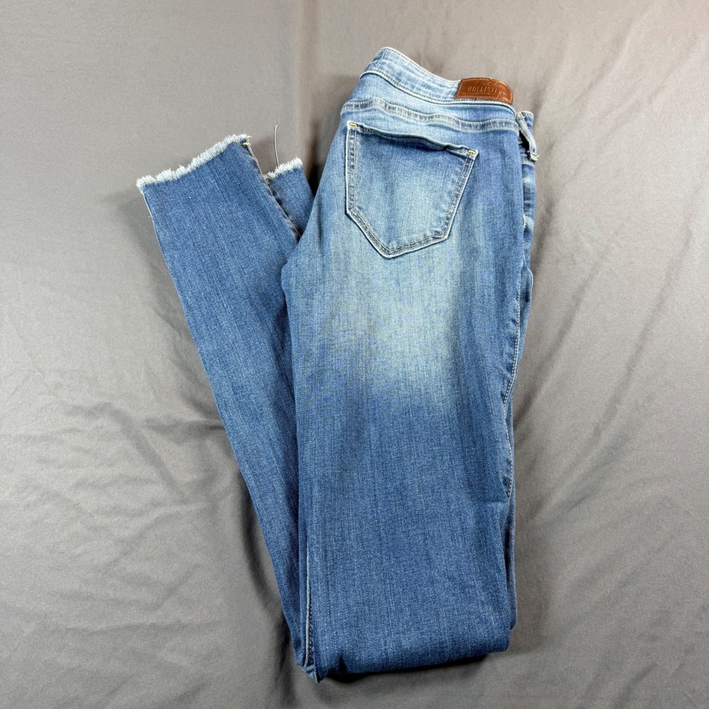 Hollister Low Rise Super Skinny Distressed Frayed Step Hem Jeans 5L W27 L32